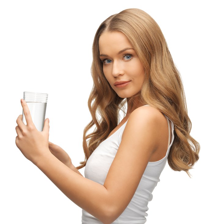 034679157-woman-glass-water